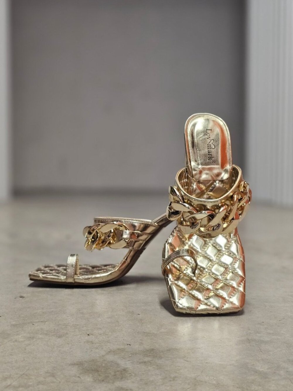 Gold Block Heel Chain Quilted Open Toe Mules For Women By Lovmark - Picture 5 of 14